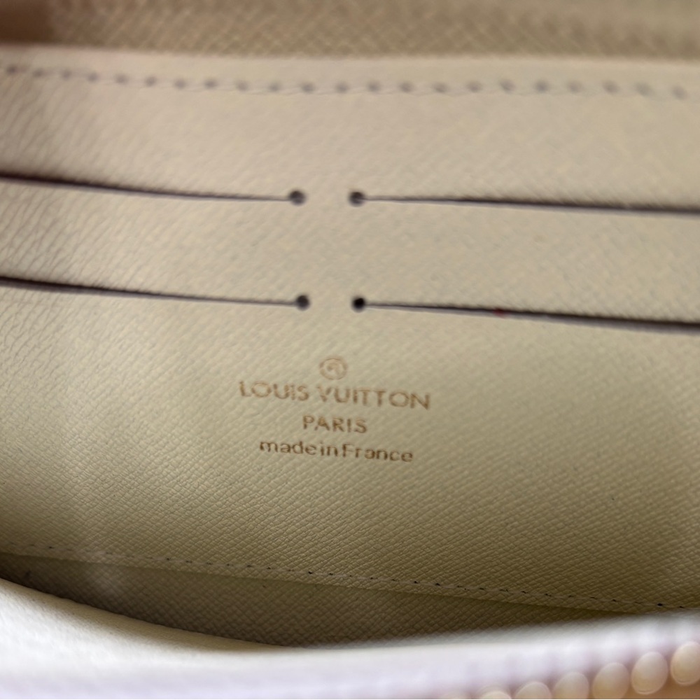 Louis Vuitton Damier Azur Zippy Wallet - Picture 9 of 9